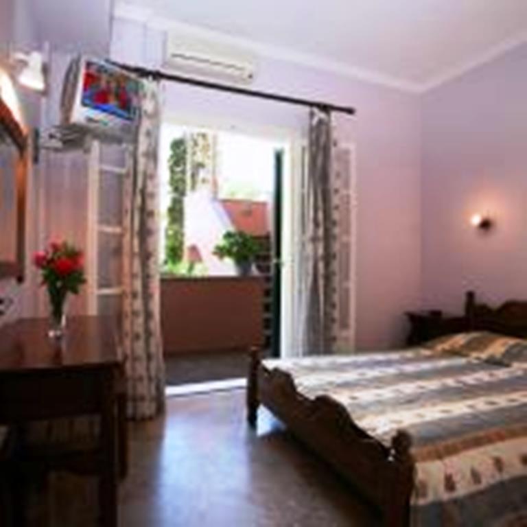 Alexis Apartments Benitses  Zewnętrze zdjęcie